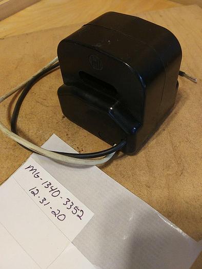 655C285H03 Westinghouse Current Transformer 300:5 A