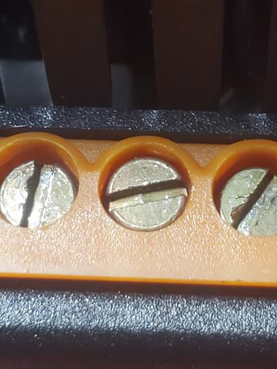 Used Connect power 992889 0015 cp-snt 24v