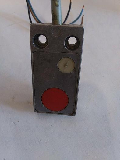 Used Omron TL-W5E1 Proximity Switch