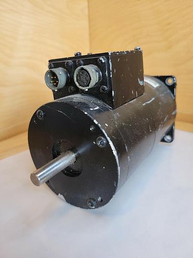 Used Compumotor CPLX83-150 Stepper Motor