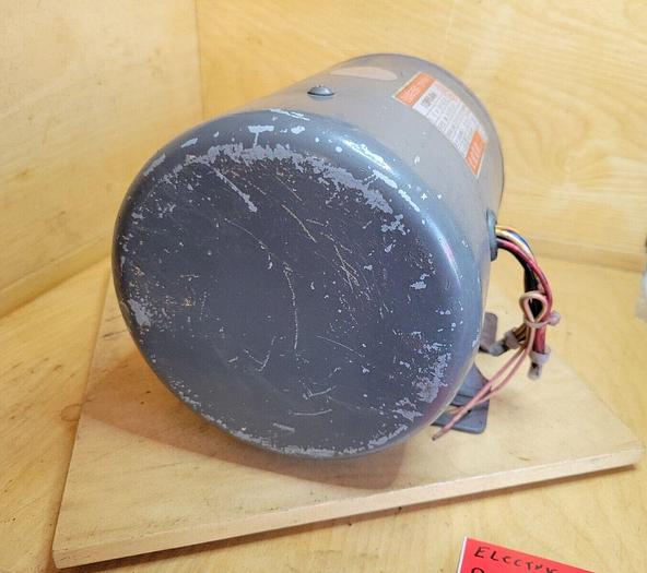 Used Electric Motor 0.5 HP 1750rpm 220V Shaft 3/4 Hp