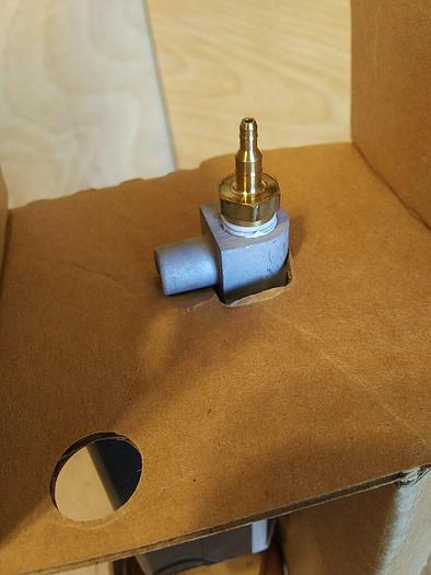 Johnson Controls T-5210-1150 Pneumatic Temperature Transmitter T-5210