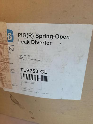 PIG TLS753-CL Spring-Open Leak Diverter, Clear, Oval 36226018659