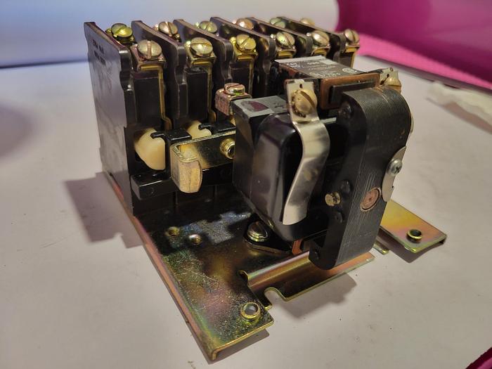 Used Joslyn Clark 5U6-2