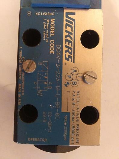 Vickers DG4V-3-22A-M-U-B6-60 Directional Control Valve Solenoid