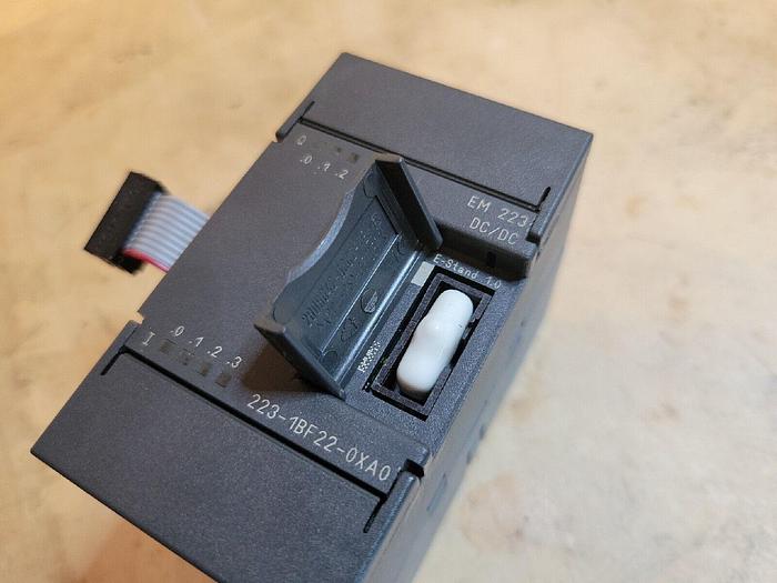 Used Siemens 6ES7 223-1BF22-0XA0