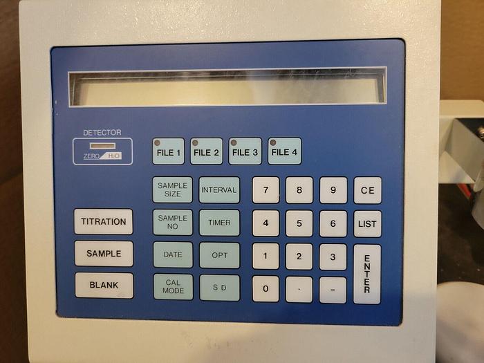 Used EM Science AQUASTAR C2000 Titrator, Powers On