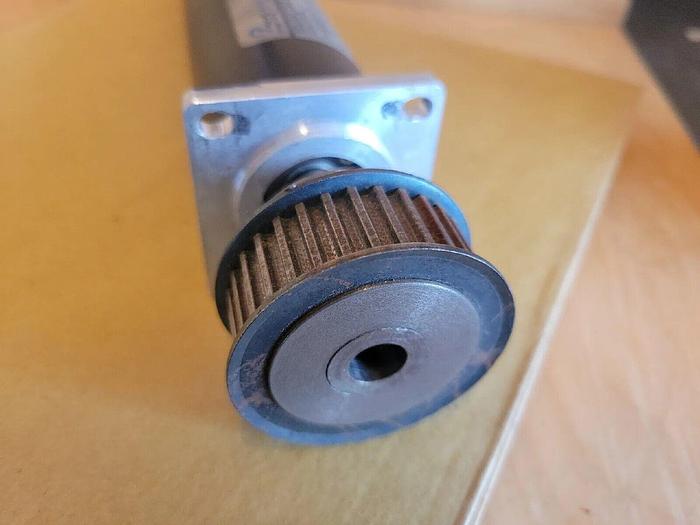 Used Pacific Scientific R24HMNA-R1-NS-NV-00 Brushless Servomotor