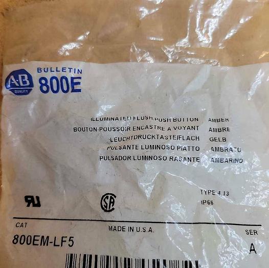 Allen-Bradley 800EM-LF5 Illuminated Push Button Momentary Contact Amber New
