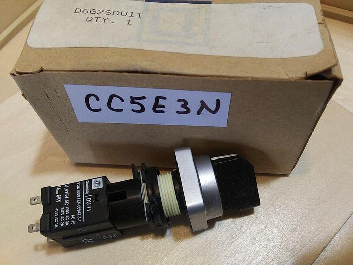 Square D D6G2SDU11 Selector Switch