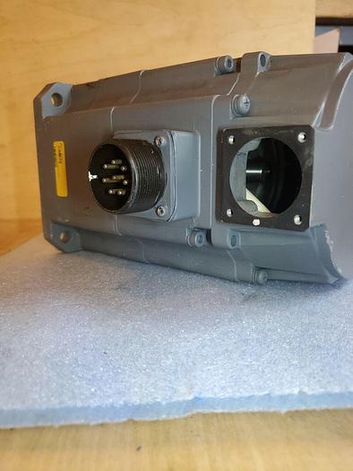 Used Mitsubishi Electric Mitsubishi Electric HA43NC-SD5 AC Servo Motor - NO ENCODER