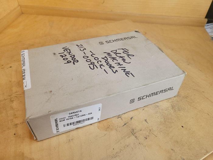 Schmersal AZM 161SK-12/12RK-024 Safety Interlock Switch, 19441501