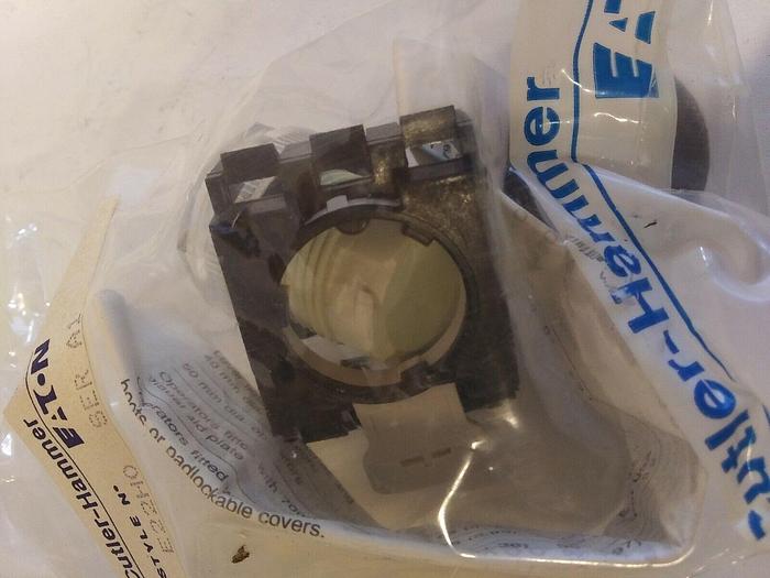 Eaton/Cutler Hammer E22H0X10 Indicator Light.