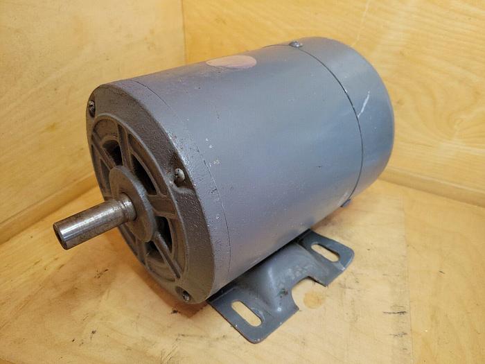 Used Electric Motor 0.5 HP 1750rpm 220V Shaft 3/4 Hp