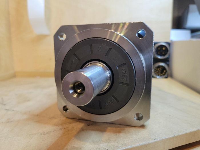 Used Allen Bradley MPL-B310P-HJ22AA w/ Apex Dynamics AB090-S2-P1