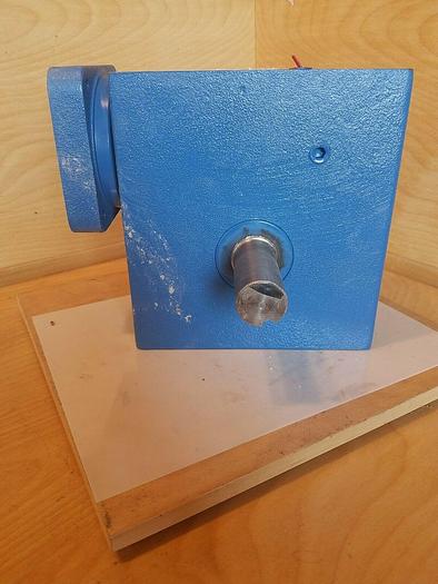 Used Paper Converting Machine Co. 87200 - 10:1 Ratio