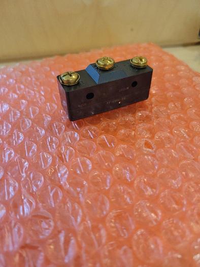 Used Micro Switch BA-2R62-A4