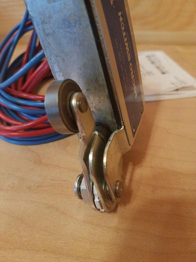 Honeywell 2LN1-5-LH Micro Switch