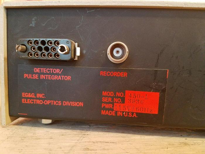 Used EG&G 450-1 Radiometer Photometer, Electro-Optics - USED POWERS ON