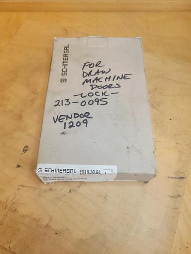 Schmersal AZM 161SK-12/12RK-024 Safety Interlock Switch, 19441501