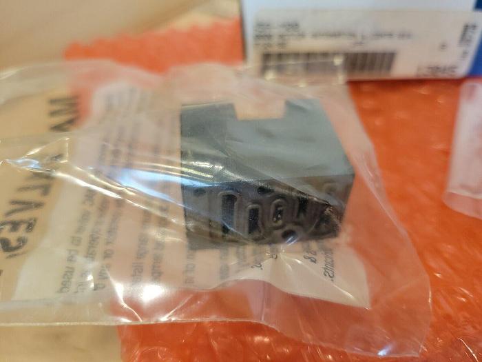 MAC Valve 45A-M00 (2 Day Fedex)