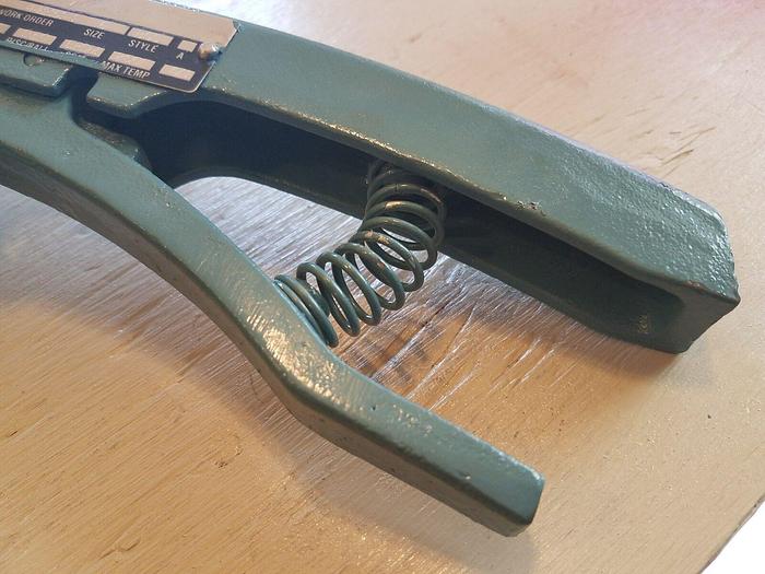 Used DeZurik 9368125R000, Size 6" BGS Style