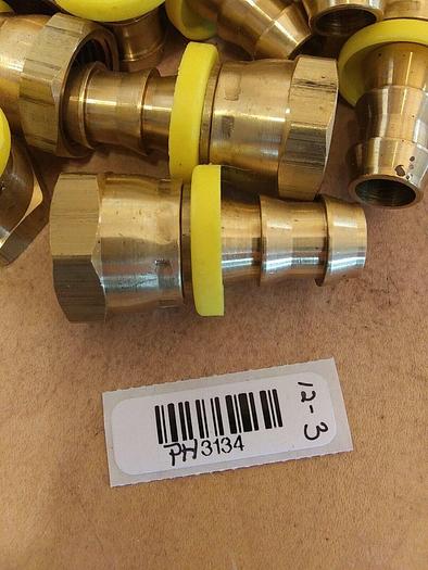 2780808 Barb Hose Brass to Female Thread Fitting (Lot of 18). 3/8 to 3/4"
