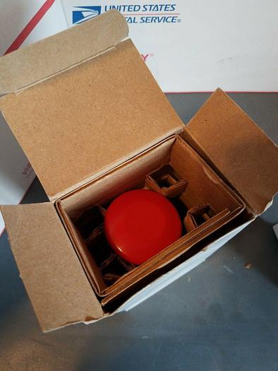 Siemens 52PM9W2J Mushroom Operator Red Plastic 1NC 1-3/4"