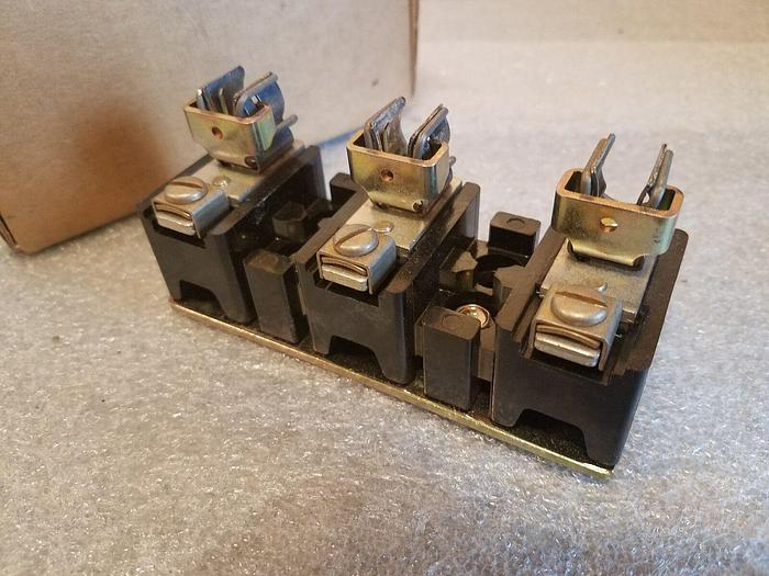 Allen-Bradley 1494F-R233 Series A Disconnect Switch