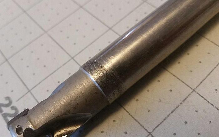 Used MITSUBISHI End Mill 3 Flute, Thru Bore, ~4-1/4" OAL