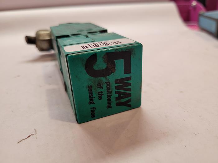 Used Pepperl-Fuchs Y12516S W, Y11943S NJ15, 08275S U4