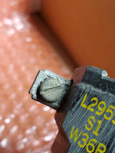 Square D  l2959 s1 w36b