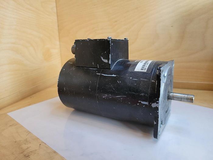 Used Compumotor CPLX83-150 Stepper Motor