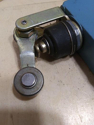 Used Micro Switch Snap Back Roller Limit Switch