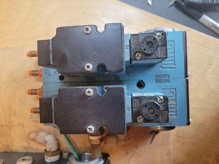 Used MAC PME-500DABE, PME-611DABE & Others, Valve Banks