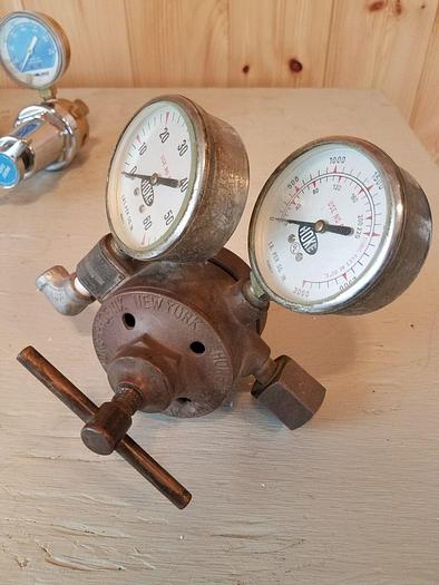 Used Air Pressure Regulator Lot, Fisher Scientific, HOKE, MG, Linde - QTY 5