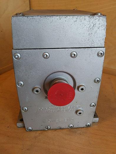 Used Honeywell M744S 1005 Modutrol Motor 90 Degree Stroke 30 Sec 120 Volt .21 Amp