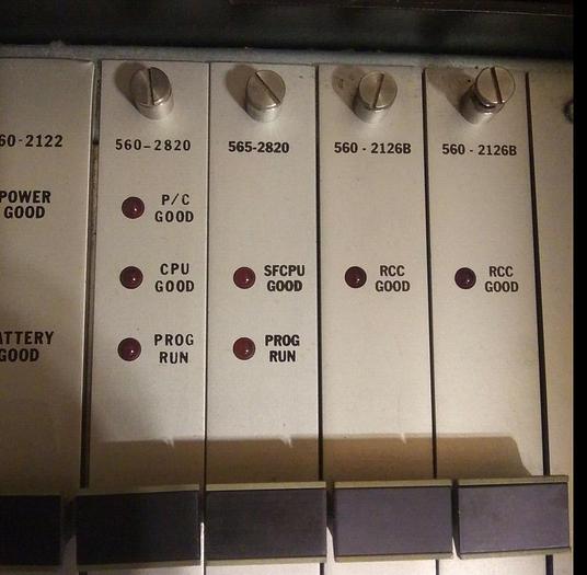 Used Siemens 560T/565T Programmable Controller Rack. Texas Intru. 560-2122...