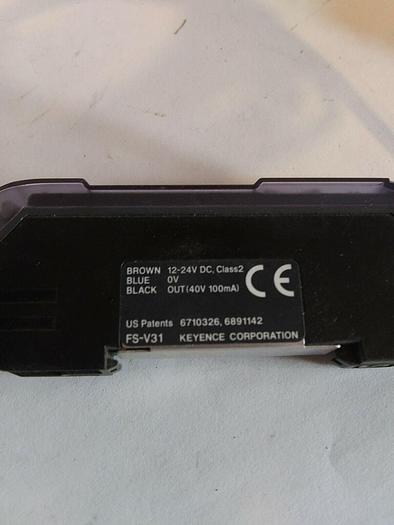 Used Keyence FS-V31 Digital Fiber Optic Sensor Amplifier (Lot of 2)