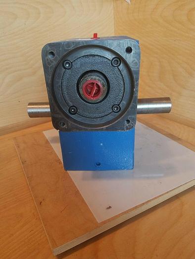 Used Paper Converting Machine Co. 87200 - 10:1 Ratio