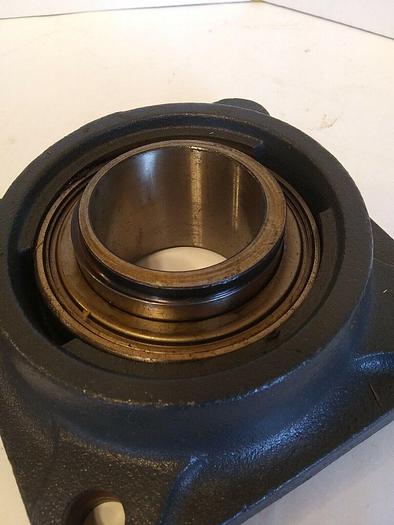 SKF FY1-15/16 WM Flange Bearing