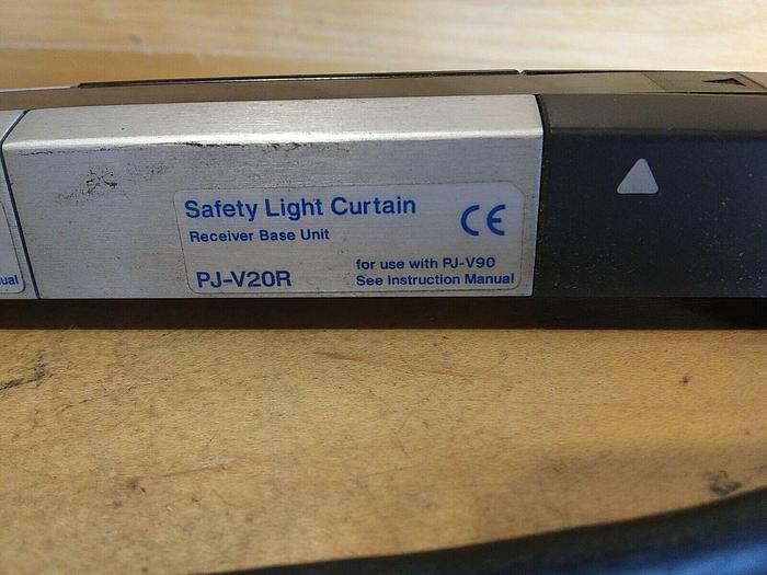 Used Keyence PJ-V20R Base with PJ-V22R Extension Safety Light Curtain Receiver