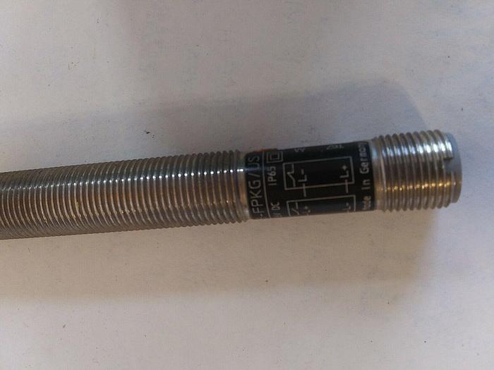 Used ifm OF5047 OFB-FPKG/US Proximity Switch