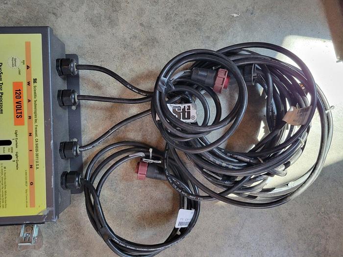 Used Sti MiniSafe 42672-0400 & 42687-0400 Light Curtain Set & 43207-0010 Panel