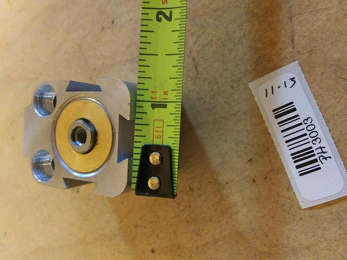 Rexroth 520 005 0810 Pneumatic Cylinder (Lot of 2)