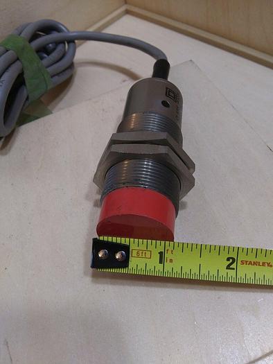 Used Square D 9007 PSH-321 Proximity Sensor