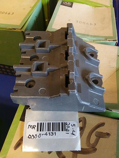 Allen Bradley X300663 Stationary Contact Block Bulk Lot