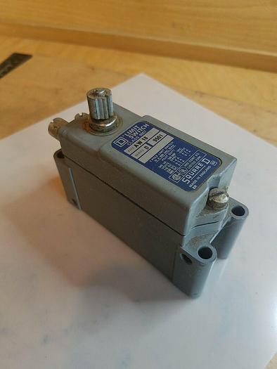 Used Square D AW18 Limit Switch, 9501
