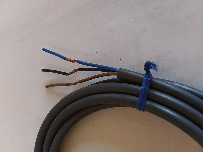 Omron E2E-X5E1 Proximity Switch