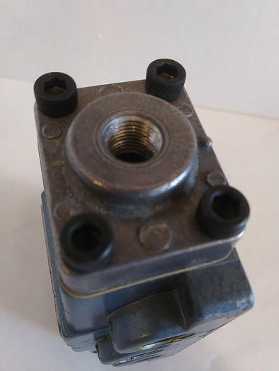 Used AAA R02 Valve